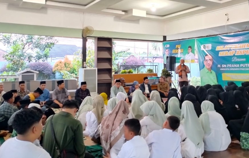 SN Prana Putra Sohe Gelar Buka Puasa Bersama Anak Yatim di Rumah Aspirasi Sukajadi