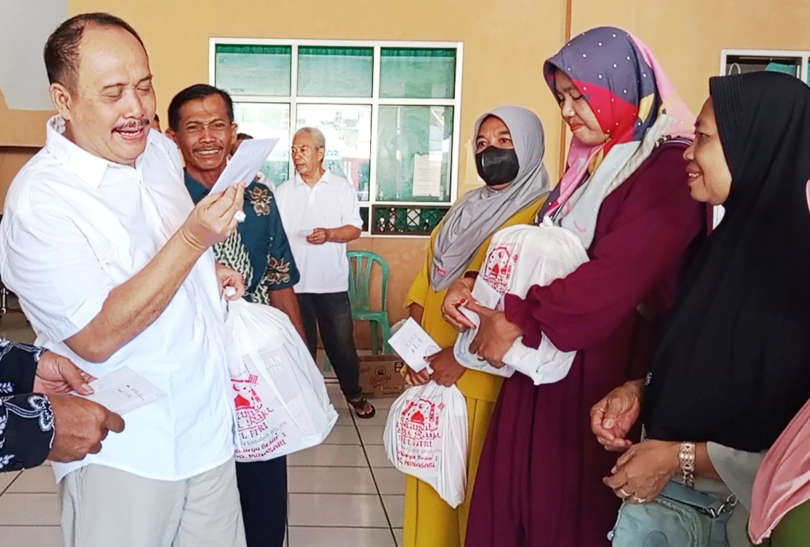 Jelang Lebaran, KUD Minasari Pangandaran Buka Cengcelengan Nelayan dan Bagikan Bingkisan