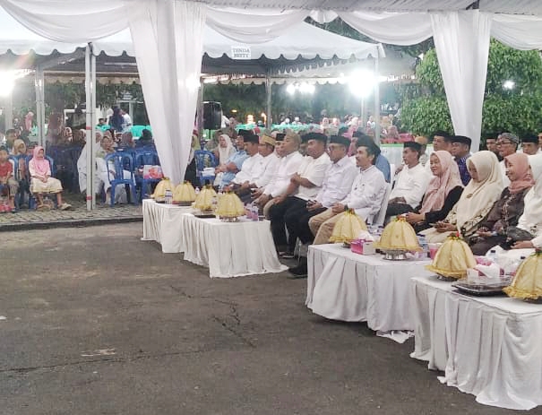 Pemkab Jeneponto Gelar Buka Puasa Bersama Warga di Rumah Jabatan Bupati