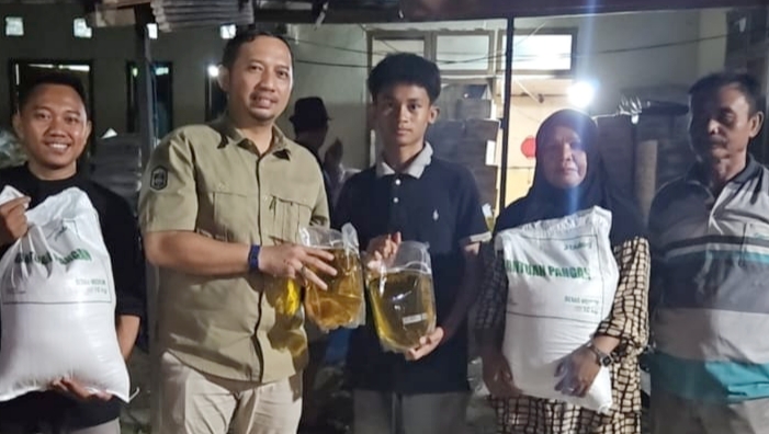 Camat Tamalatea dan Korcam BANPANG Monitoring Penyaluran Bantuan Pangan di Seluruh Desa dan Kelurahan