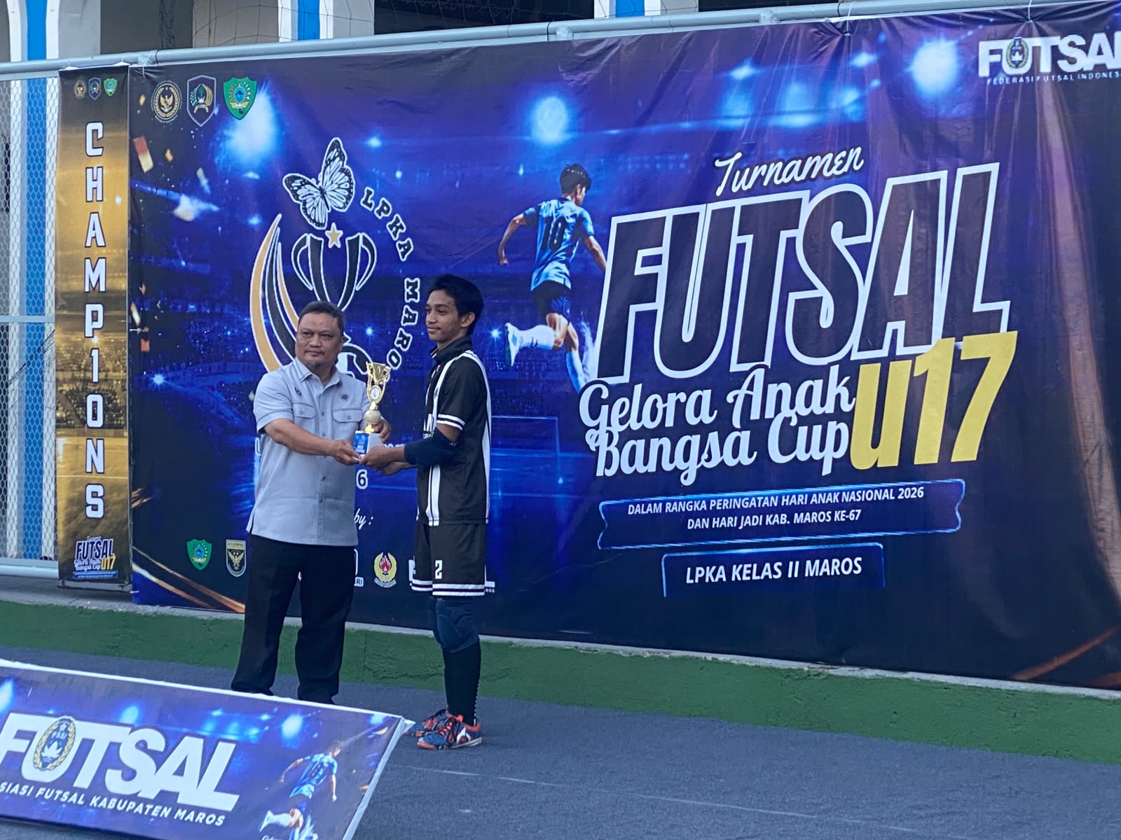 KONI Maros Apresiasi Turnamen Futsal U-17 “Gelora Anak Bangsa”, Dorong Pembinaan Atlet Muda