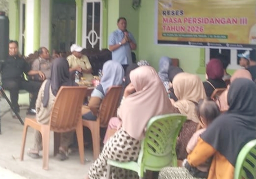 Reses DPRD Sulsel, Lukman B. Kady Tampung Aspirasi Sopir Pete-pete dan Kelompok Ibu di Takalar