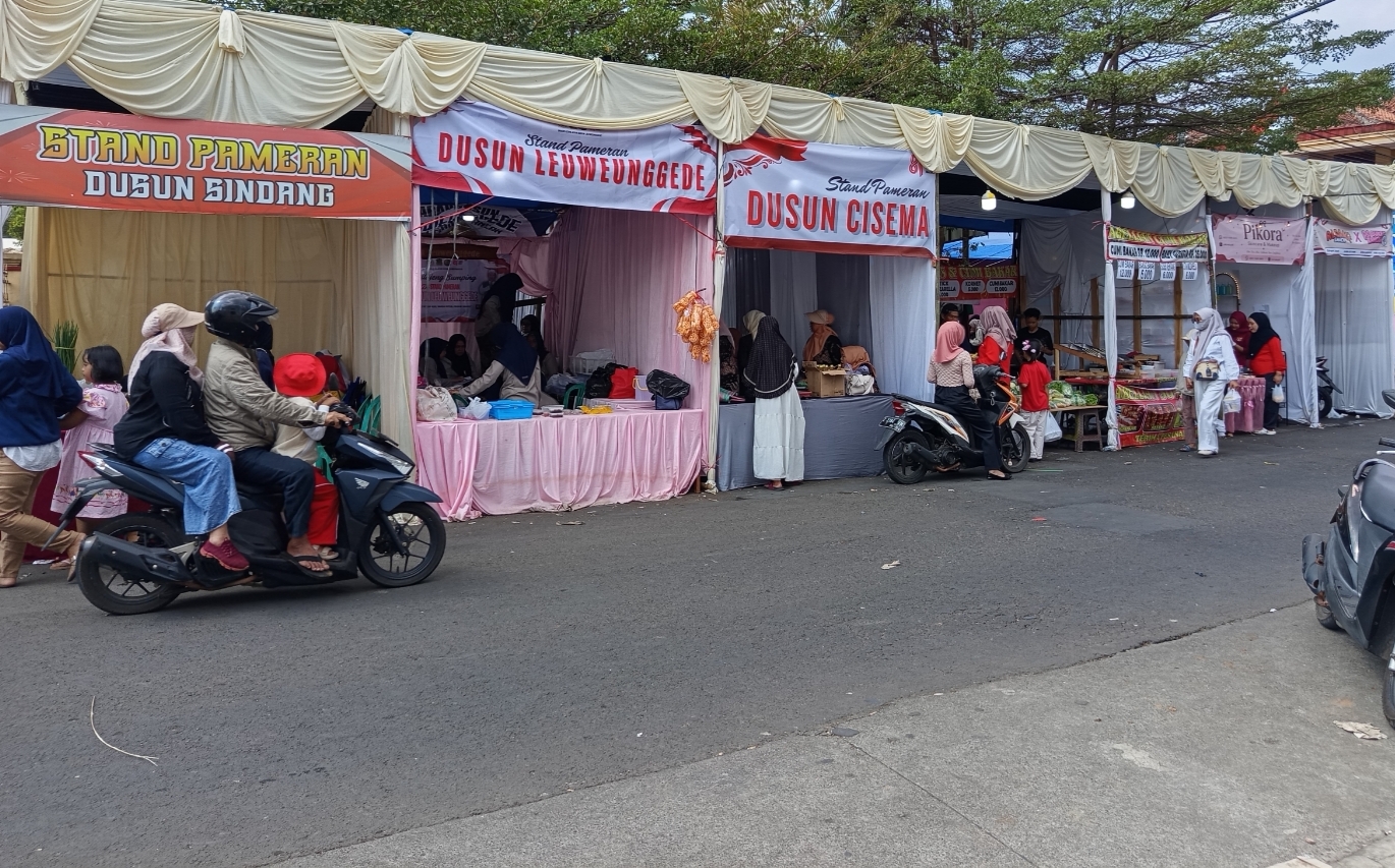 Semarak HUT ke-81 RI, Pemdes Rancah Gelar Bazar Murah dan Pameran Pembangunan