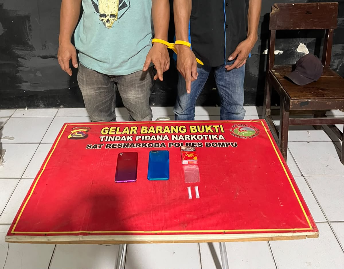 Polsek Pekat Amankan Dua Pria Terkait Dugaan Sabu, Barang Bukti 1,1 Gram Diserahkan ke Satresnarkoba Dompu