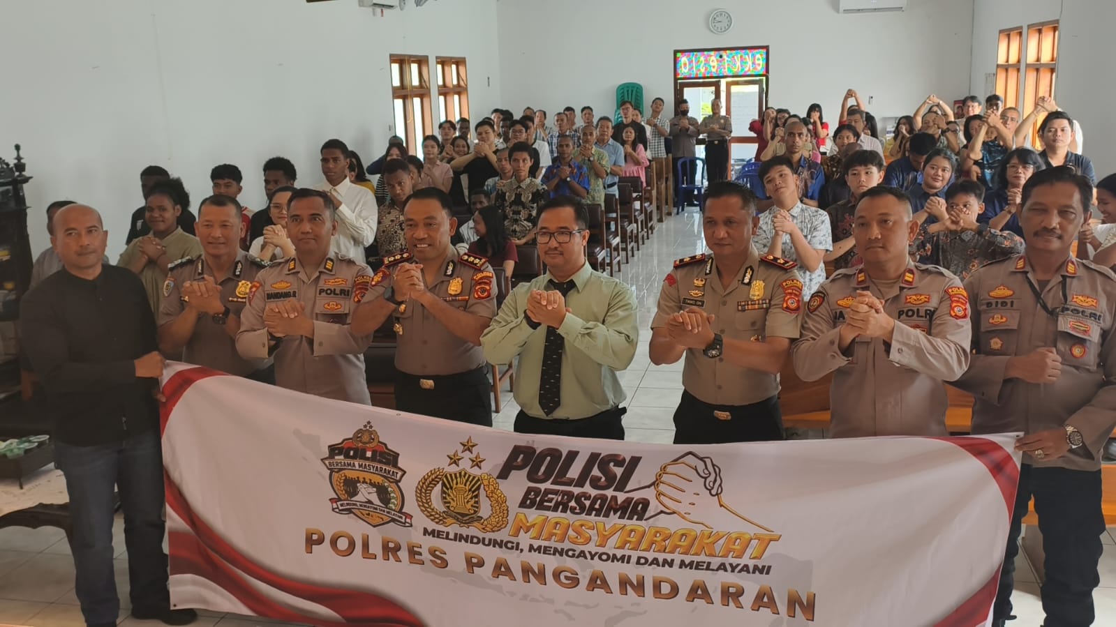 Polres Pangandaran Gelar Minggu Kasih di Gereja Ekklesia, Pastikan Jemaat Beribadah dengan Aman dan Nyaman
