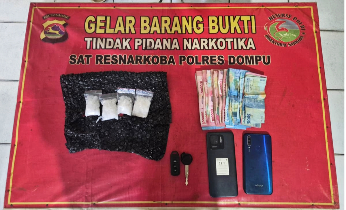 Satresnarkoba Polres Dompu Tangkap Buronan Kasus Narkotika di Kota Bima, Sabu 57,22 Gram dan Uang Rp9,3 Juta Diamankan