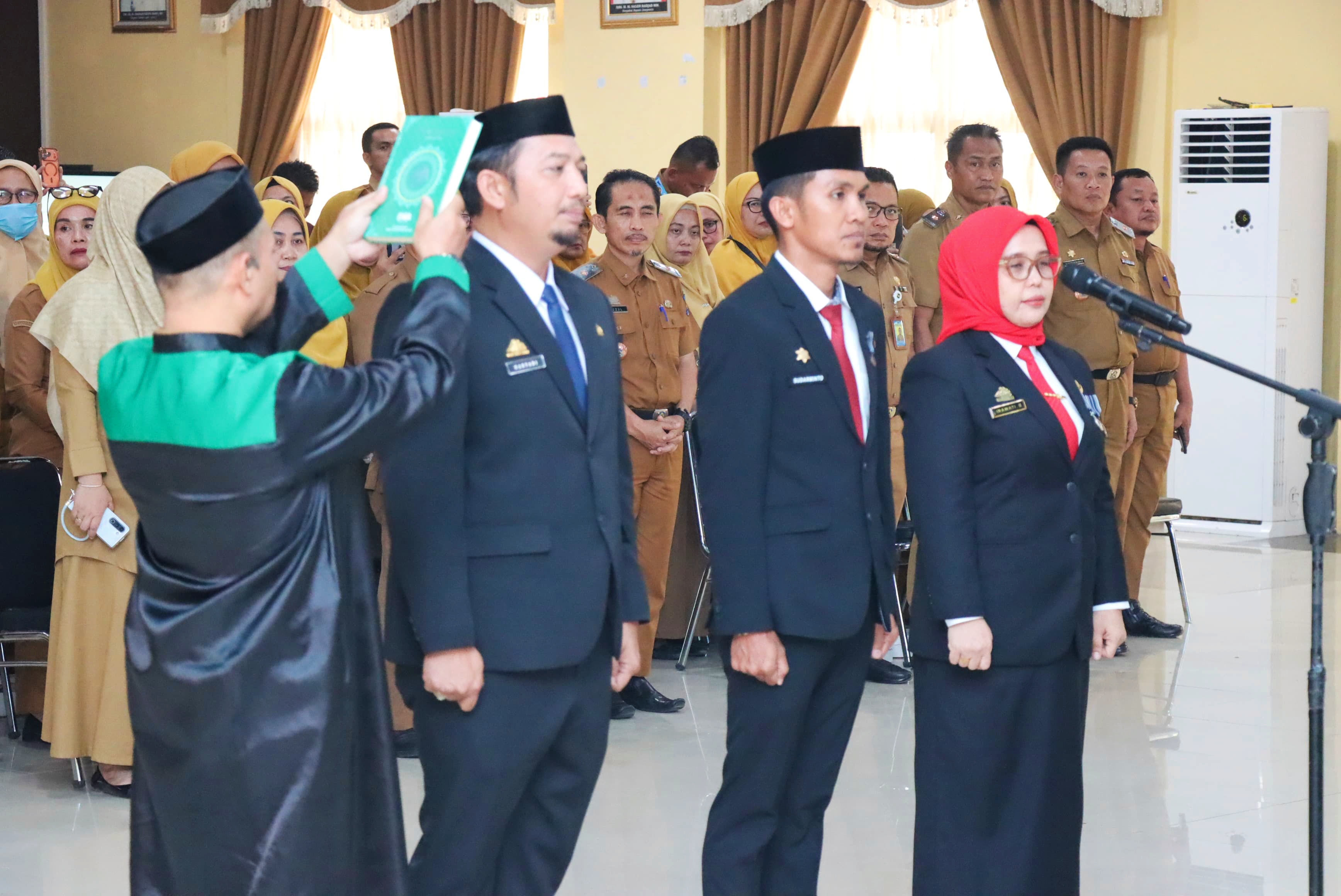Haryadi, ST Resmi Dilantik sebagai Kadis Damkar Jeneponto, Siap Tingkatkan Respons Penanganan Kebakaran